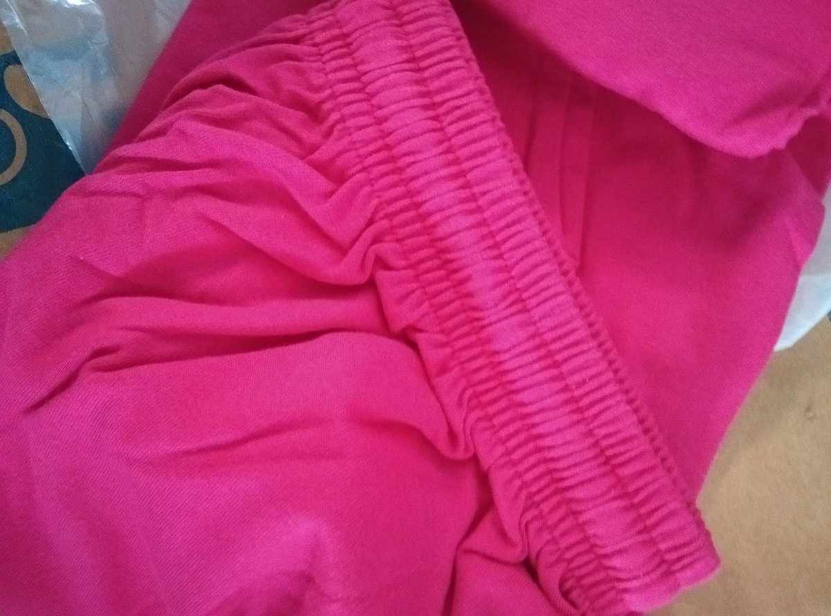 snehasachdev3's tweet photo. Flipkart gone crazy, ordered a Jacket &amp; received a legging pant, Disaster, have been using flipkart since years but this is something unexpected, where is the QA check? #Flipkart #Flipkartcare https://t.co/dNqamXa3Cc