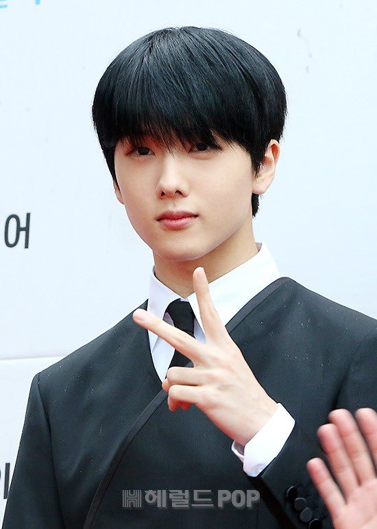 Fa_fkK1aAAERdE5?format=jpg&name=900x900