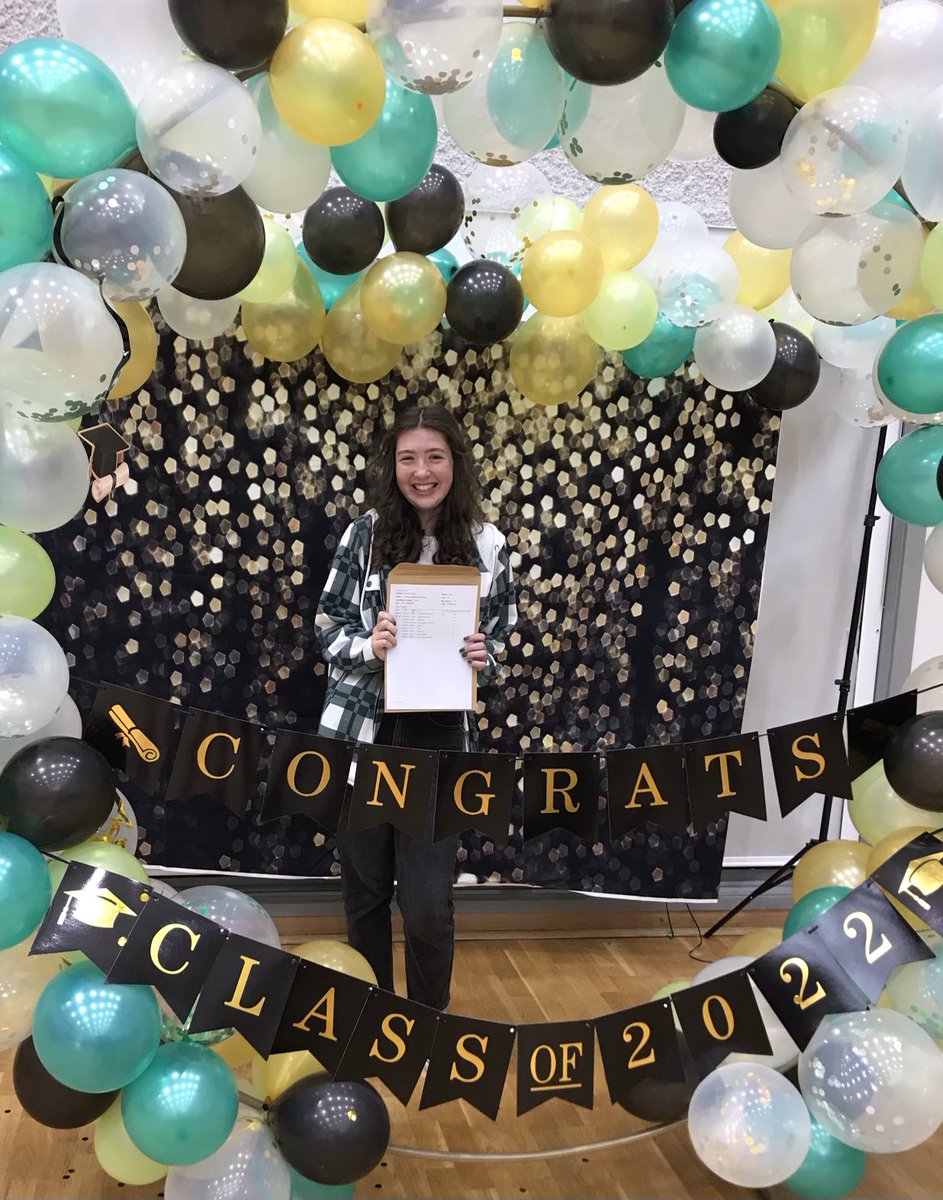 Congratulations <a href="/flissperry_/">fliss 🎞</a>  everything you need to go to ⁦<a href="/winstanleycoll/">Winstanley College</a>⁩ #prouddad

Massive thank you to everyone ⁦⁦<a href="/Hope_Academy/">Hope Academy</a>⁩ for looking after my girl. 

Whatever results our young people get today you should be proud. Your resilience is outstanding 💪