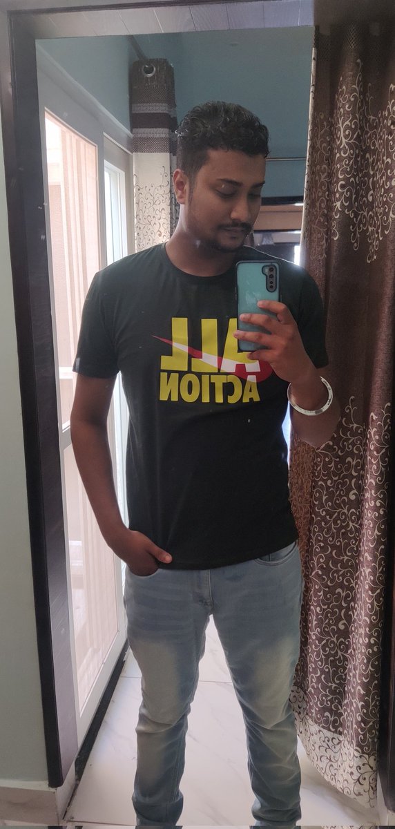 Rithikdattera's tweet photo. Birthday bash @mrdattera @Rithikdattera @rahul_rathora @AjayDattera https://t.co/TYIC1lyiCC