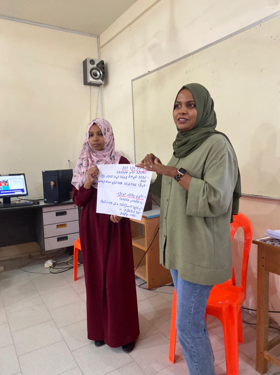 MaldivesFamilyF's tweet photo. Youth ge ehy ga k maafushi council aa wdc aa gulhigen "mintheege thaafthu kurun nahthaalun" awareness 
#maafushi #session https://t.co/jJ6Y3WUQpA