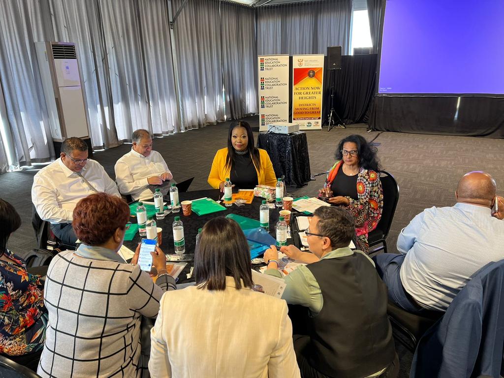 The Deputy Minister of Basic Education, Dr <a href="/ReginahMhaule/">Dr Reginah Mhaule</a>, is chairing Day 1 of #DDMLekgotla, and has emphasised the need to introduce and institutionalise the District Development Model in the basic education sector.