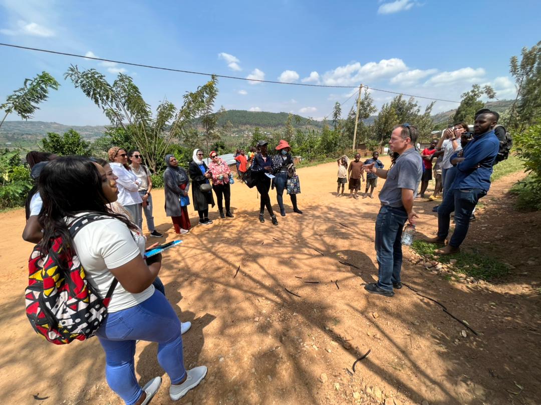 ENACT_Partners's tweet photo. We are in Rwanda! Here our co-executive director, Scott Kennedy, leads a session about thinking of energy flows in a community with participants from @POWERHer1 and #WiSER. Are you excited for a future of strong female leadership in #energyaccess? We certainly are! https://t.co/2rd6pORczP