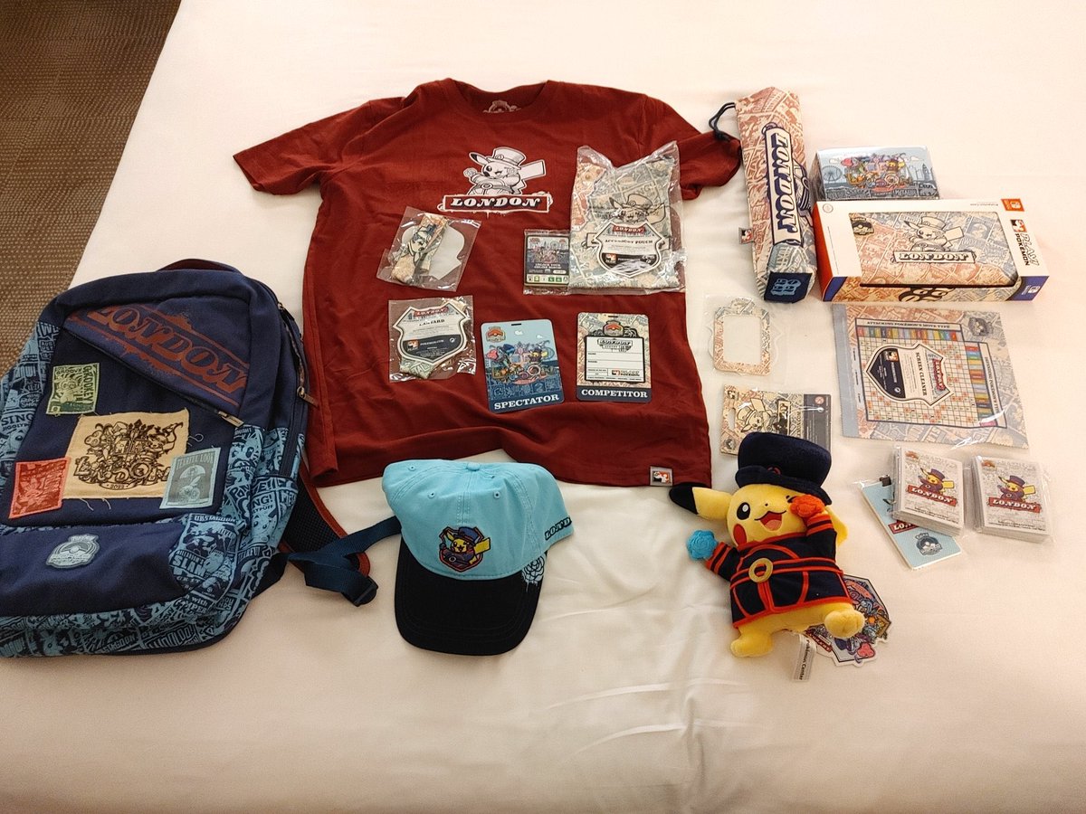 neko2_315's tweet photo. ポケモンの世界大会inロンドン
Day2からの参戦で結果は3-4の67位！
とにかく会場の盛り上がりが最高すぎた🔥来年日本開催やし、絶対勝って行く！

同じ部屋で1週間共に生活してくれた、たくまる、コウヘイさん特にありがとう！！
#WCS2022 #ポケモン剣盾
#エクセルロンドン https://t.co/QqoGItmrQU