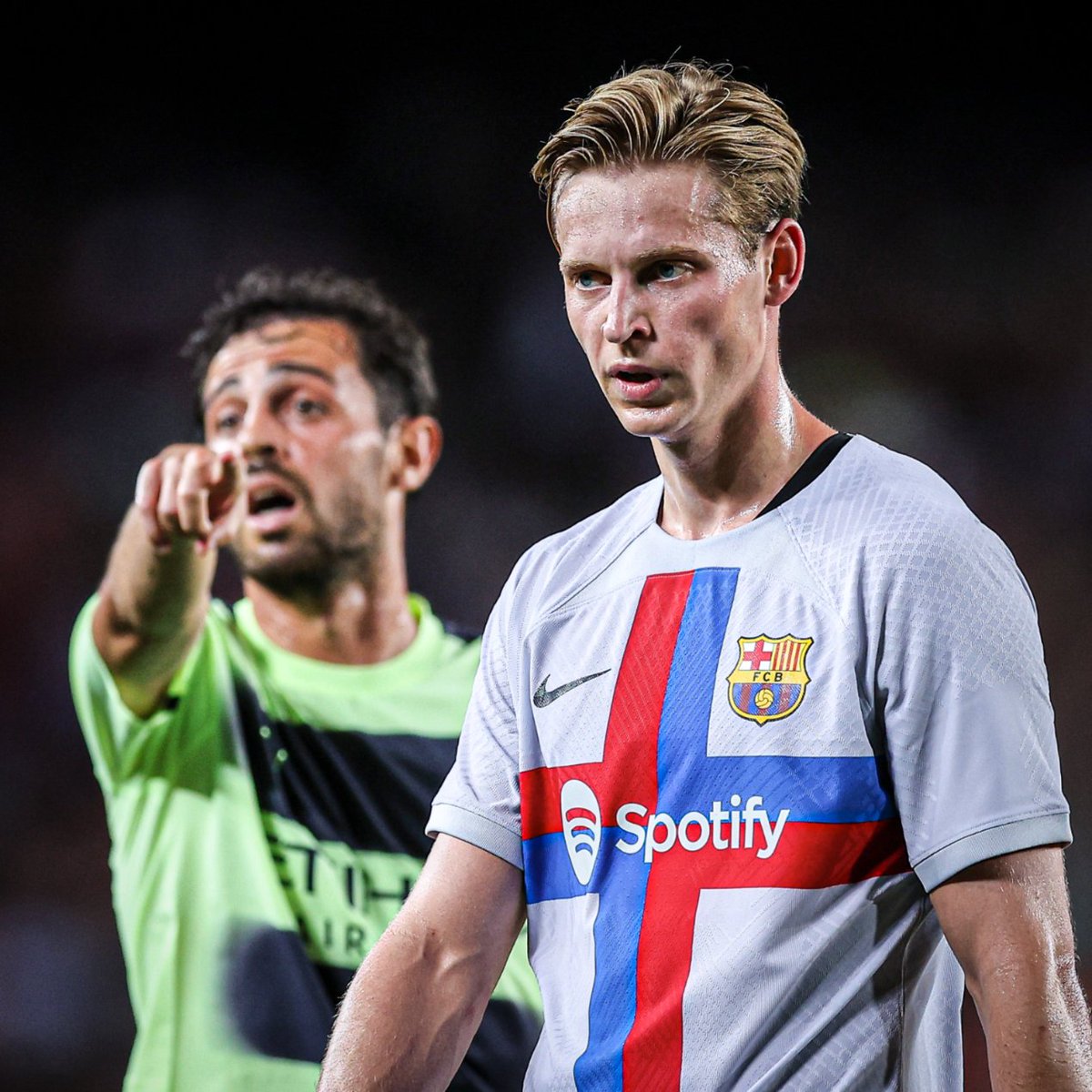 ESPNFC's tweet image. Caption this 😅