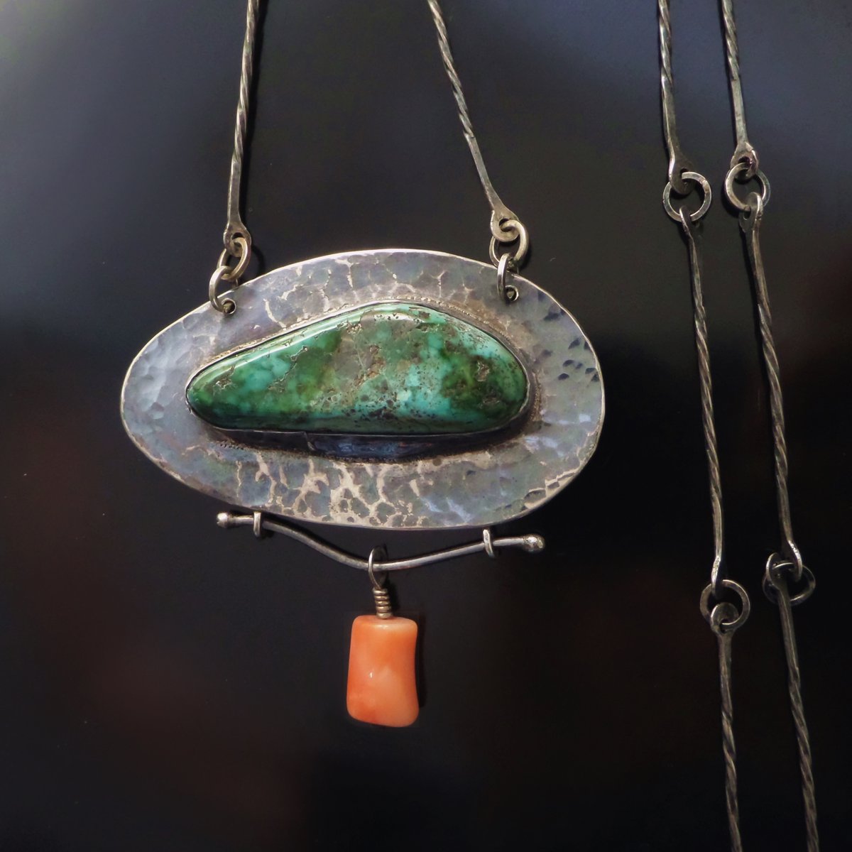 YearsAftercom's tweet photo. Abstract Modernist Artisan Long Turquoise Coral Necklace
https://t.co/G4NbRoudIL
#modernistpendant #abstractpendant #turquoisependant #coralturquoise #turquoisejewelry #modernistnecklace #abstractmodernist #artisannecklace #gemstonejewelry #YearsAfter https://t.co/1n6oY4Mtmd