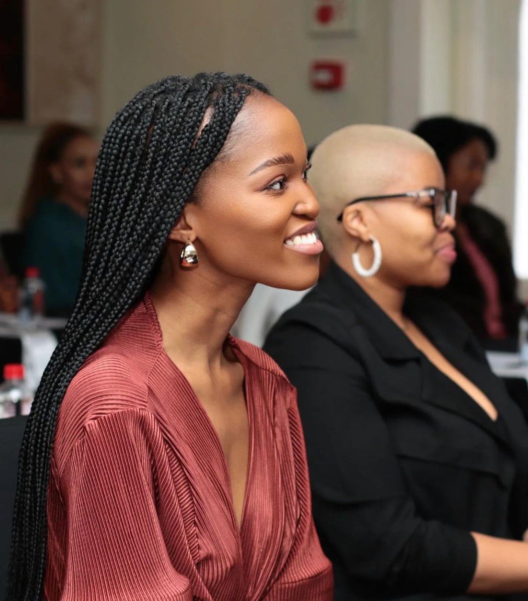leesokane's tweet photo. I remember sitting there and feeling so refreshed by all the knowledge and wisdom I was receiving.🌱

Beautiful moment capture by 📸@miimage  #miimage #onesmile.  #missbachelorettesa2023semifinalists 
#missbachelorettesa
#independentlybeautiful
#unmarriedmaturewomen
#fightinggend https://t.co/a1XBp5ahMZ