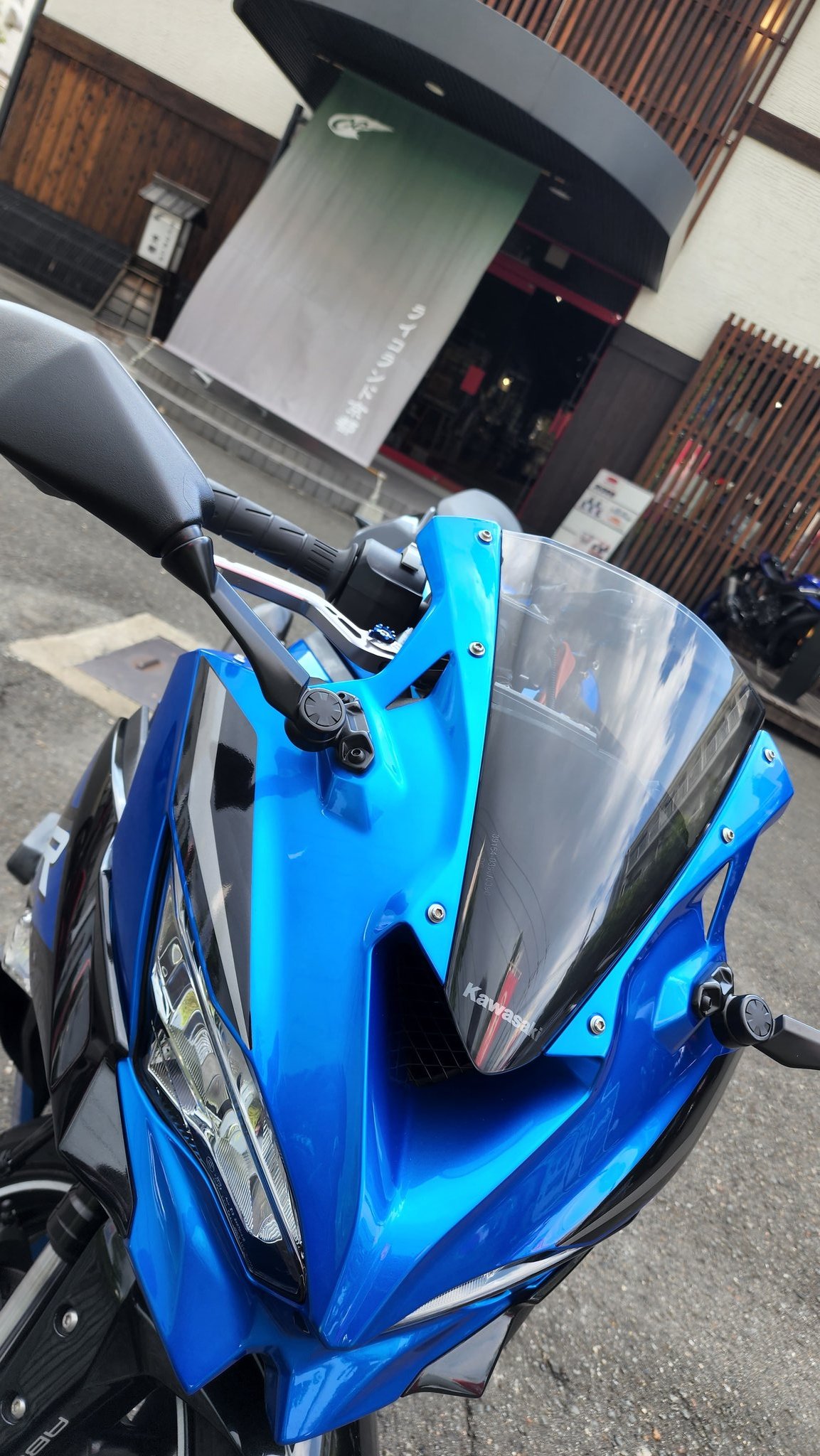 インドネシア仕様 Twitter Search Twitter