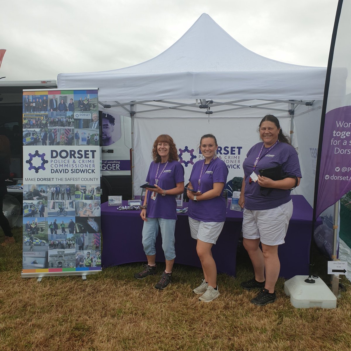 RuralCrimeTeam's tweet photo. The #DorsetPoliceRuralCrimeTeam and @BridportPolice are set up at @TheMelplashShow in West Dorset and look forward to talking to lots of you throughout the day, as do @DorsetVOL and the @pccdorset 

Pop over and say hello 👋 

#PoliceEngagement #RCT #NPT #7164 https://t.co/Rsm7BLEsb2