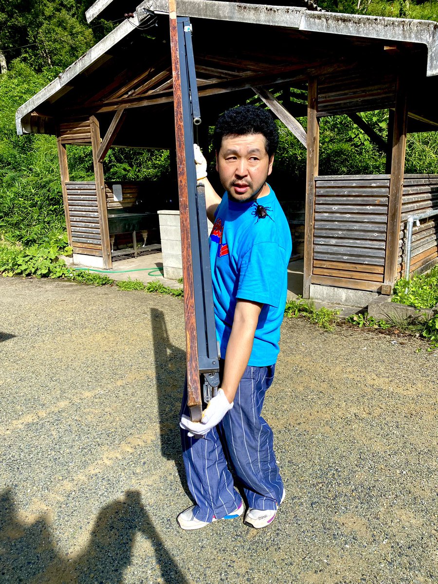 TANSHOKOICHI's tweet photo. 俺たちのカブトムシ

@_extra_vaganza 
#クリエイト菅谷

https://t.co/jQDtQ7oRbn https://t.co/RZm18xrLtW
