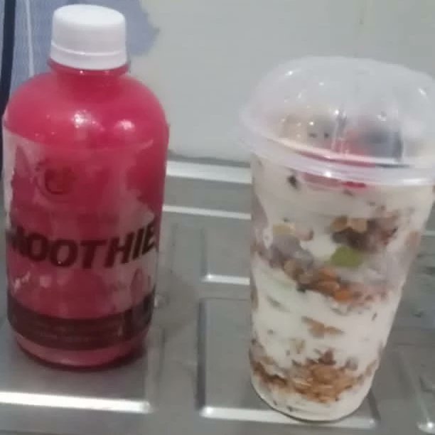 KaleBistro's tweet photo. A yummy delight!
 We are beaming with daily nutrients. That’s our promise to you. Pure and refreshing.
PIC 1&amp; 2: Berry parfait and Pine Blast Juice
PIC 3:Berry Parfait and Beet YO Smoothie. 
For preorder, kindly send a DM to 09030792545 on WhatsApp
#phtwittercommunity https://t.co/vr6yK6F0iT