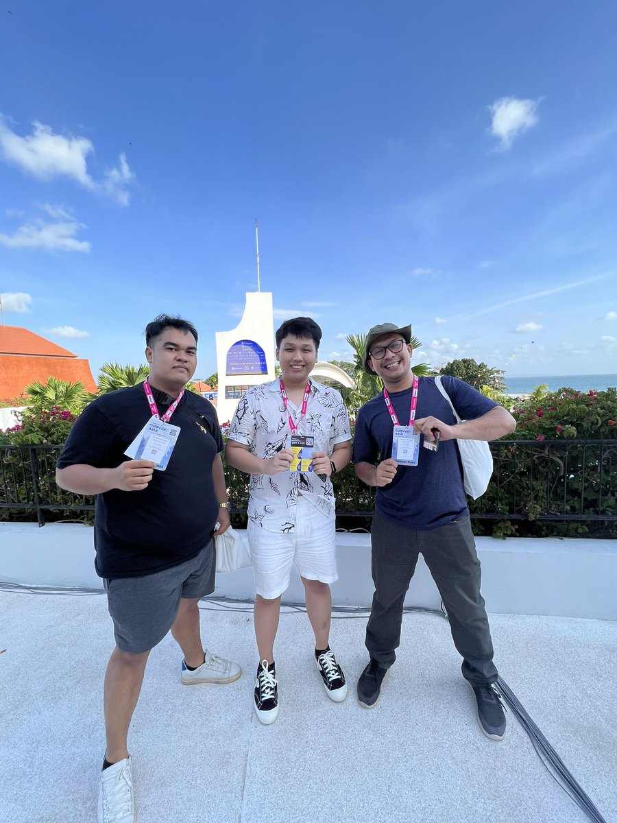 Thank you <a href="/DuckGoesPlaces/">Duck Goes Places NFT ~ SOLD OUT</a> for a nice convos after the event session.Looking forward to make good colaboration in the future. Cheers 🍾 #hush #NFTs #NFTCommunity