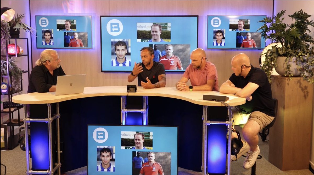 Boost_Eleven's tweet photo. Spontane podcast met #JohhnyJansen #RonniePander #JeffreyTalan bij #BoostEleven!
Host: @gerryvancampen
Over:
#samenwerking bij #scHeerenveen, afgeleverde talenten, hun voorbeelden en #voetbalprincipes
Wat een geweldig #team!
#Klopp #Guardiola #Simeone #Nagelsmann #scHDNA https://t.co/9prNg5cPe0