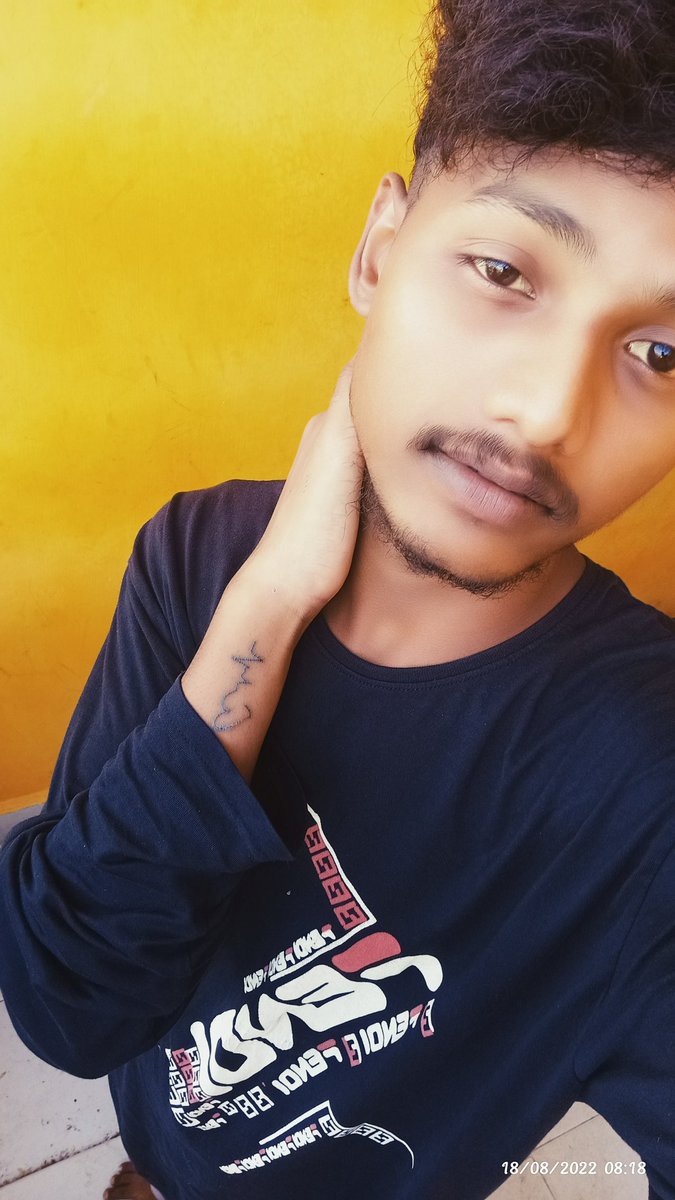 anup...01😘 tweet media