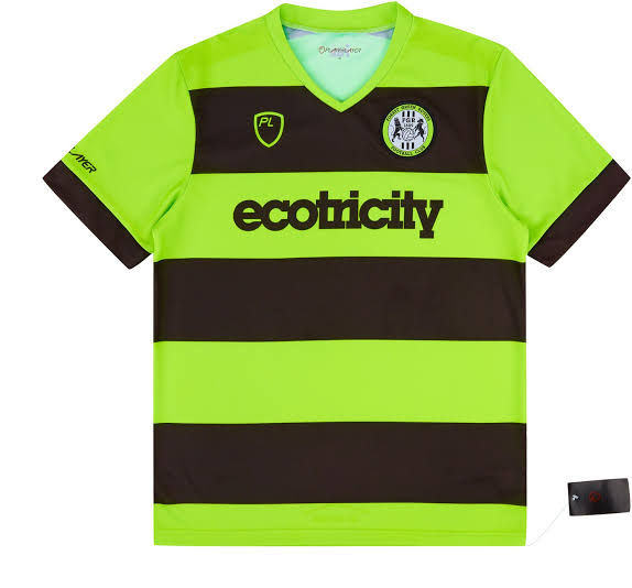 ParteyTimeFPL's tweet image. Whenever I see this new Man City kit, the first thought that comes to my head is Forest Green Rovers for some reason.

Played career mode with @FGRFC_Official on FIFA 18, started in League 2 and won UCL 😂