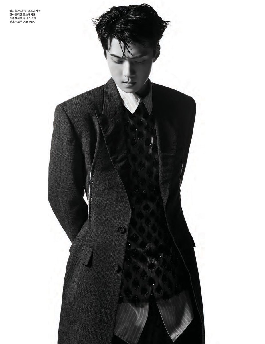 sehunportrait's tweet photo. SEHUN for ELLE Korea September 2022 Issue https://t.co/mEGjGxu2OD