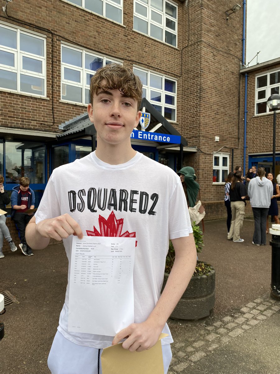 guardian_scott's tweet photo. Joshua Lunt got an amazing three 9’s and three 8’s and is hoping to get into law. He is off to do A-levels in politics, maths and history. https://t.co/PulZ9STubn