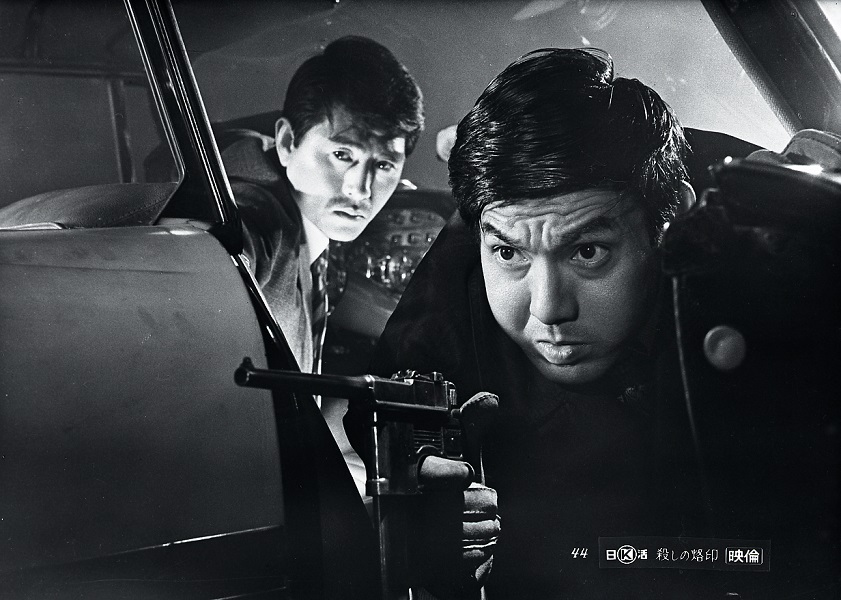 NK_Intl's tweet photo. [Branded to Kill (1967) / Venice Classics 2022]

Director: Seijun Suzuki
Cast: Joe Shishido, Koji Nanbara

A hardboiled actioner, in which genre ace Joe Shishido plays a hitman for whom failure means death, and the No.1 ranking means everything!

more: https://t.co/c3AnV6zFrX https://t.co/BGplgeV3eT