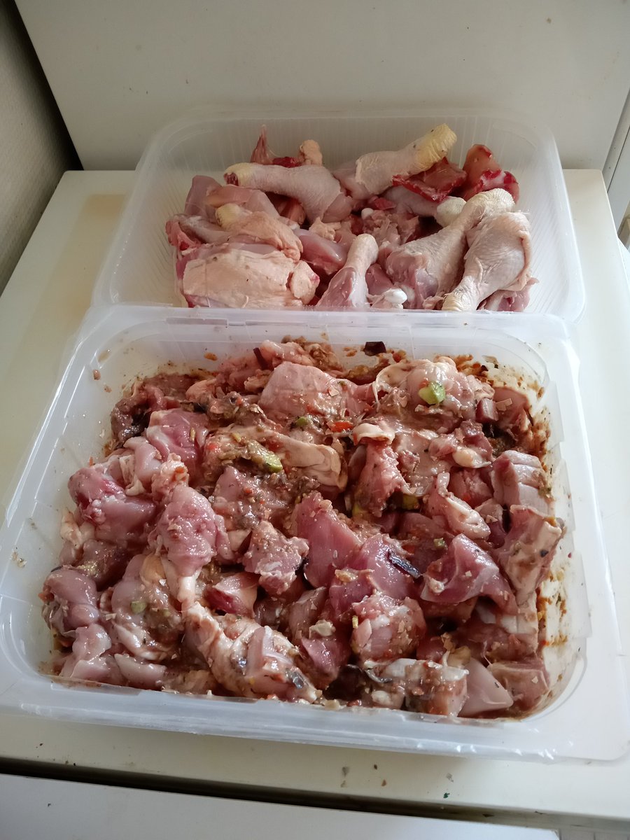 gzed_rg's tweet photo. Preymodel+ natural menu for my dog 💪💪 #rawfeeding #preymodel #barf https://t.co/TdxmAC5WMP