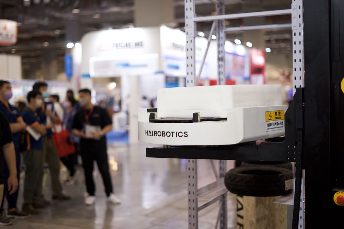HaiRobotics's tweet image. What a busy 1st day at Taipei Int’l Logistics & IoT Exhibition 2022!
Visit our booth and learn about our latest innovations.
📍 Booth R310
📅 Aug 24 - 27
📌 Taipei Nangang Exhibition Center, Hall 2, 4F
#warehouseautomation #hairobotics #exhibitions #taiwan #logistics