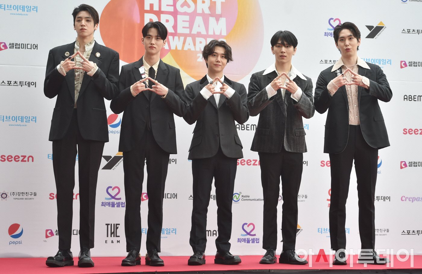 Fa_pOrxUEAAwSec?format=jpg&name=large