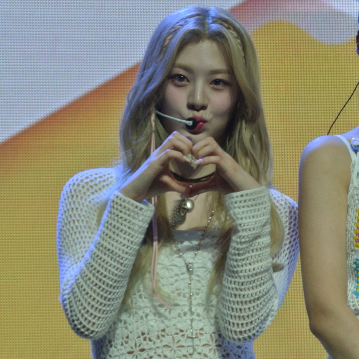 Sefius's tweet photo. #KCONTOUR #KCON2022USTOUR #KCONSF #KCONSFTOUR #STAYC #스테이씨 #스테이씨세은 #세은 #Seeun https://t.co/jh69zRCY3Q