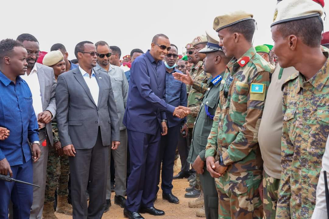 SomCusub's tweet photo. The PM of the FGS H.E Barre and a delegation led by him including ministers and parliamentarians arrived in Beledweyne, the capital of Hiran region. The purpose of the PM's visit is to observe the drought situation and encourage the armed forces fighting against the terrorist Gp. https://t.co/sGB1UwRFbr