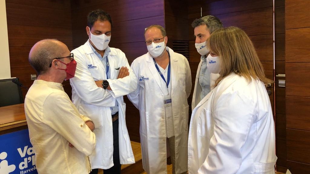 vallhebron's tweet photo. #VallHebron prova un nou tractament que permet el trasplantament de ronyó en pacients en què és molt improbable trobar donants compatibles. Presentem l'inici de l'estudi, pioner a Europa i que és el pas previ a l'aprovació per l'Agència Europea del Medicament. https://t.co/6RRE6FSfR4