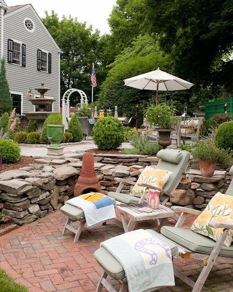 It's normal to have cold feet about hiring an interior designer. Check out our New Hampshire studio's FAQ page to put your mind at ease.

crtinteriors.com/interior-desig…