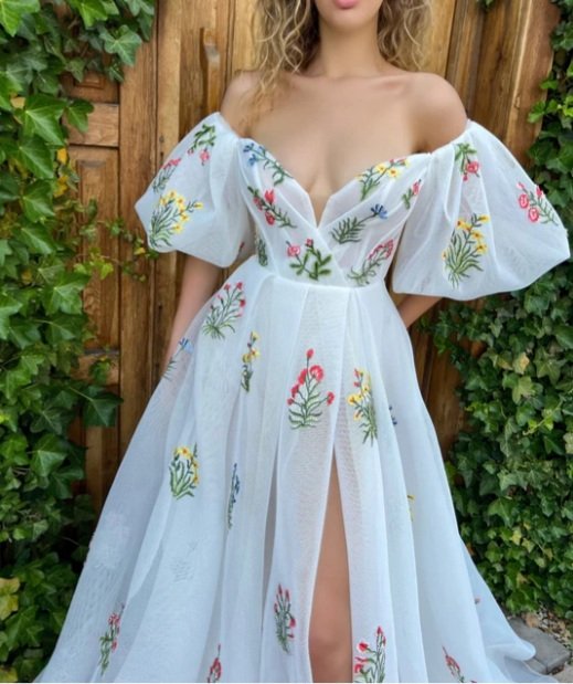 MatoshiTeuta's tweet photo. Did you like this dress?😊🌼 https://t.co/mZqaS7qvbl