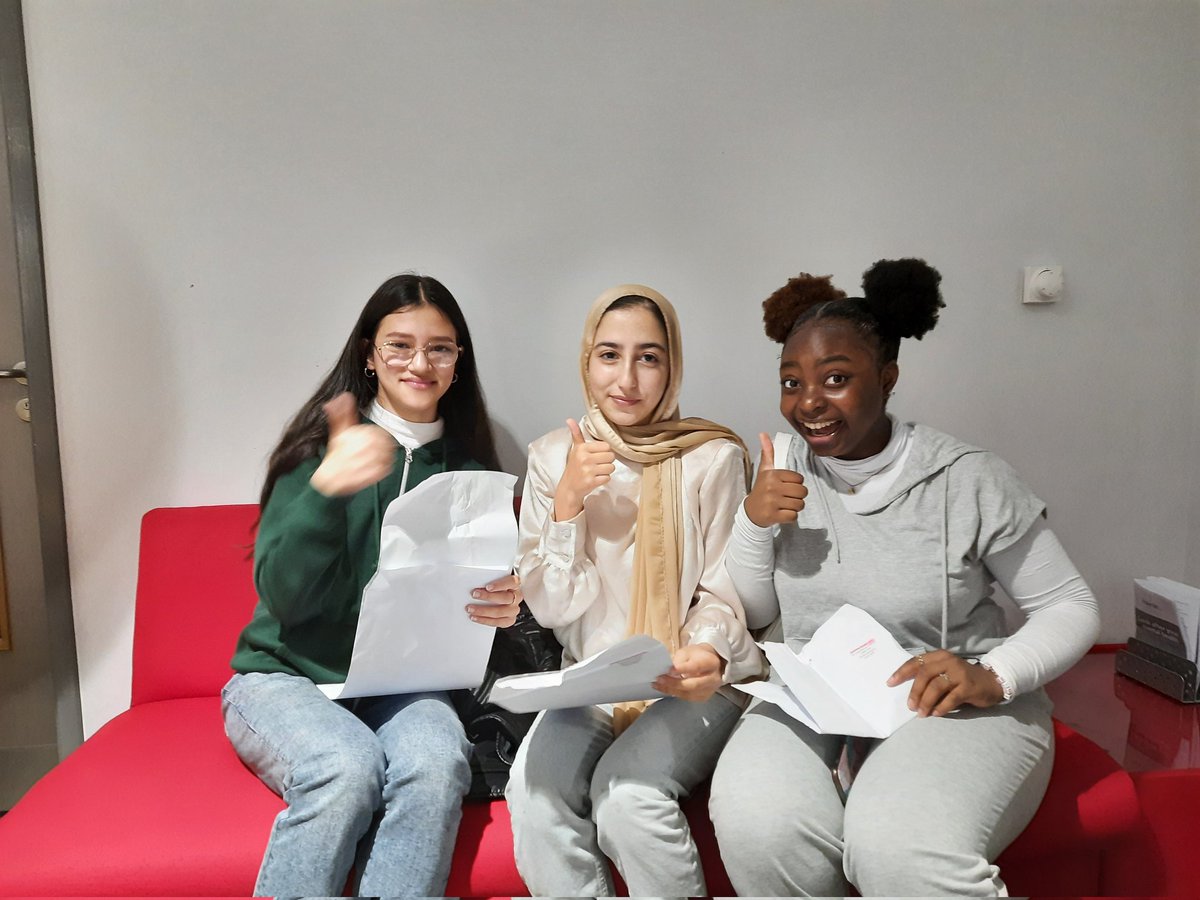 All smiles at Aldersley High School today! Well done to all our students on a great set of results this year. #GCSEResultsDay #gcse2022