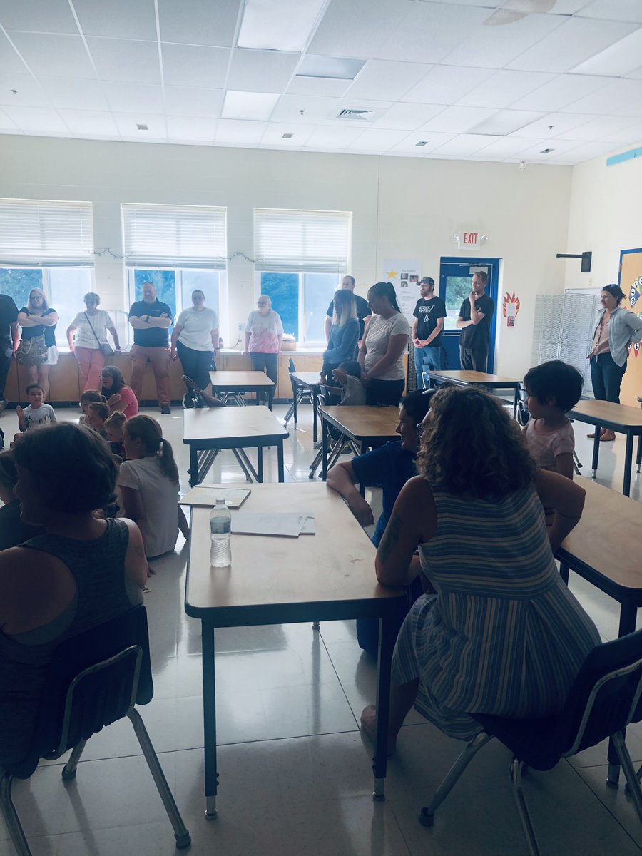 NWPPLC's tweet photo. Last night, incoming Kindergarten and families get ready for a practice run of the school bus @NWPPLC 🚌 #KinderCamp #Prepared #Enthusiasm @RHSBillOlsen @RobBlissVT https://t.co/xbKCVqXCVy