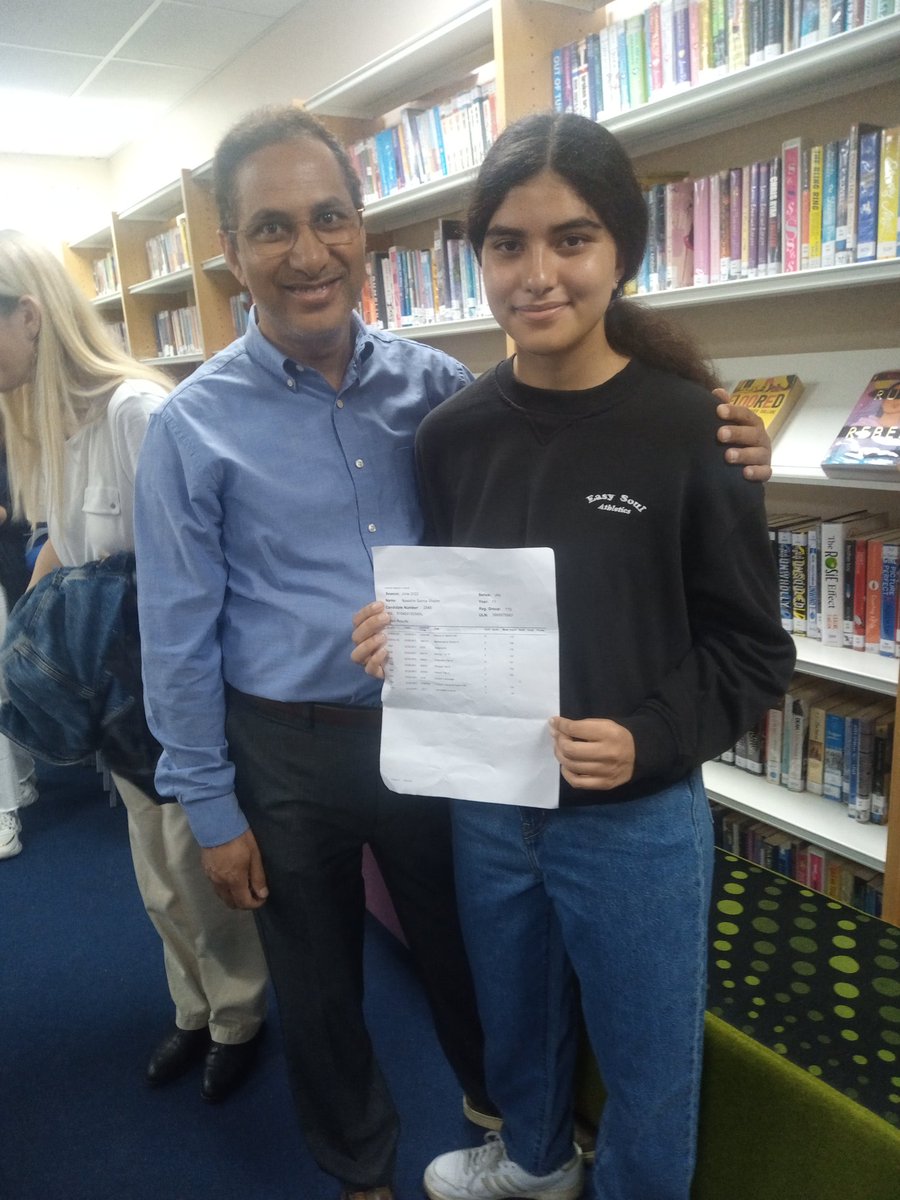 Nawshin of Windsor Girls with her proud dad, RBWM councillor Shamsul Shelim. #gcses2022 #gcseresultsday2022 #gcseresults
