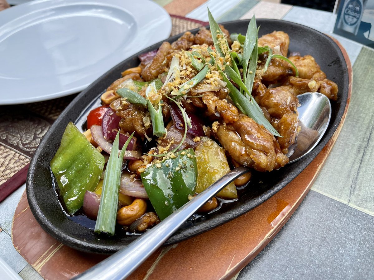 bearonearth's tweet photo. แนะนำร้านอาหารไทยในเนเธอร์แลนด์ค่ะ ร้าน La Miat Thai(แม่ละเมียด) เมนูอาหาร รสชาติอาหาร เครื่องดื่ม ของหวานแบบไทยแท้ๆ อร่อยถูกปากเลยค่ะ พนักงานน่ารักเป็นกันเองด้วยนะคะ ใครมาเที่ยวคิดถึงอา���ารไทยแนะนำร้านนี้เลย😋 https://t.co/4fTP8hyWUB