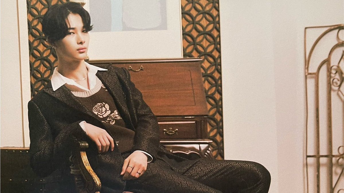 aki 𓅭 tweet media