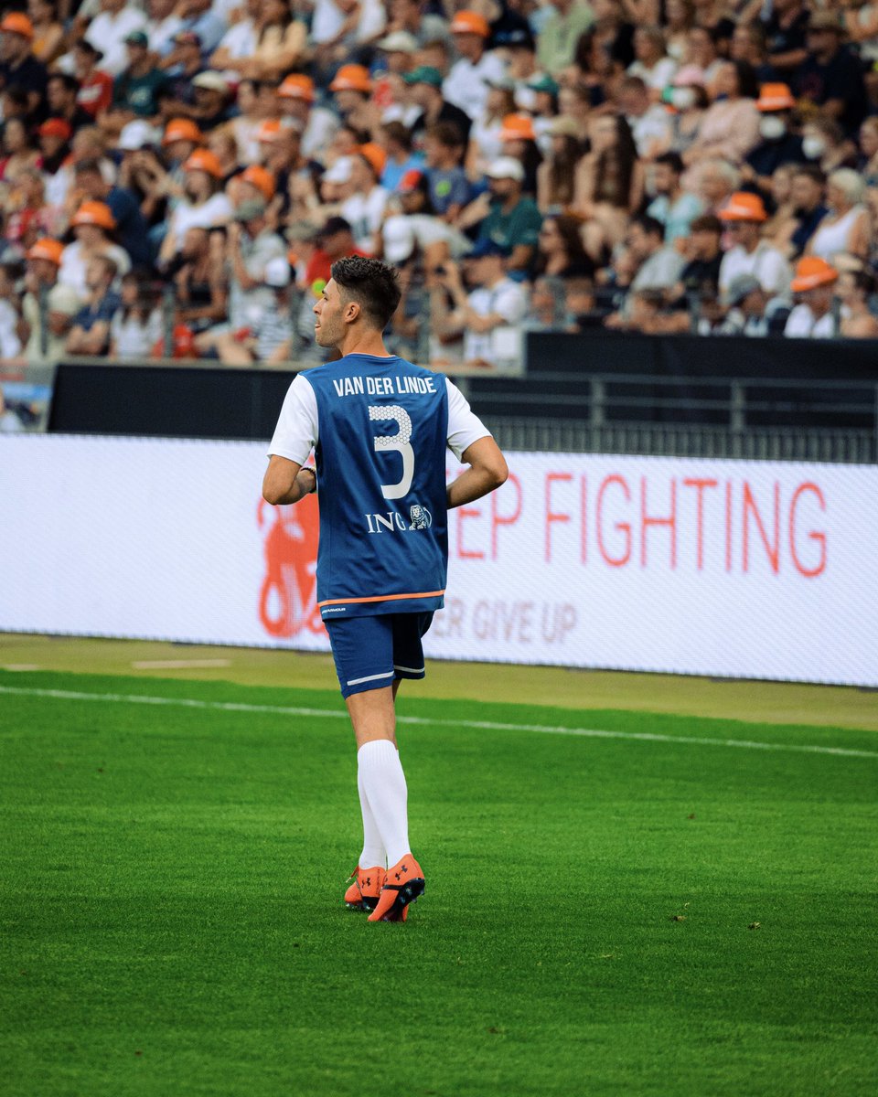 What an awesome event yesterday @champions_for_charity ! ⚽️🙏🏽 It’s always great to meet up with athletes from around the world  at the top of their game in their industry! All for a good cause which makes it even more special!