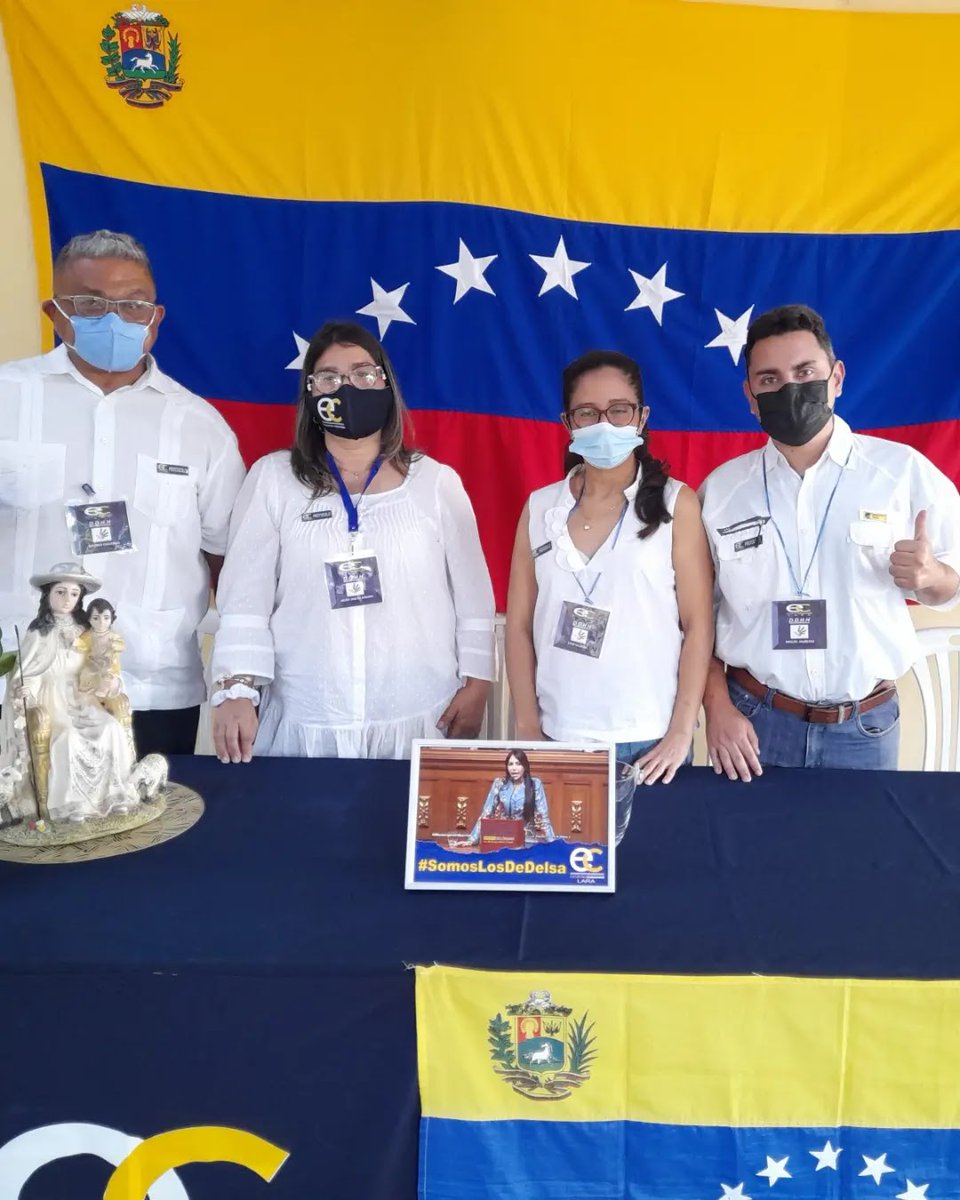 fwimer's tweet photo. #EnCuidadano #Lara . Los buenos somos más y estamos en EC, dando la lucha de libertad y democracia en defensa de los DDHH al lado de una valiente guerrera @delsasolorzano, #Capacitada para representarnos en una reconstrucción del país #SomosLosDeDelsa ✍ https://t.co/zyv0PzKH1F