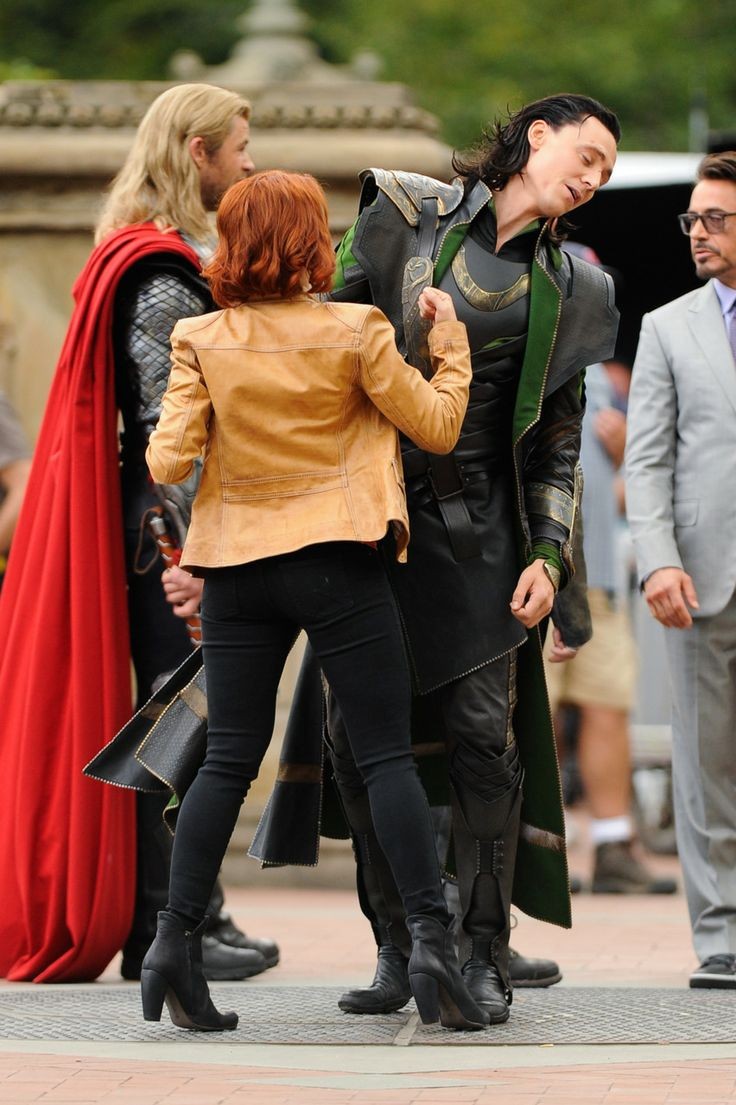 Chandlerwithug's tweet photo. Avengers'da Natasha'nın God of Mischief'i trolleyip ağzından bilgi aldığı sahneyi unutamıyorum. Gerçek slay quenn 💅🏻 https://t.co/OywKAY5sT4