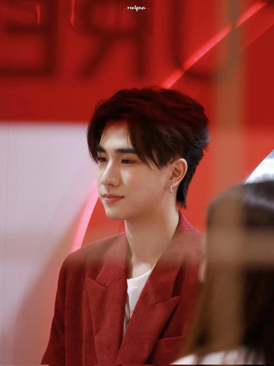 จังหวะที่ลงตัวของความรัก คือจังหวะที่ไม่เป็นของใครคนใดคนหนึ่ง 🖤
#ShiseidoxOhmNanonPerth
#PerthTanapon #KDPPE