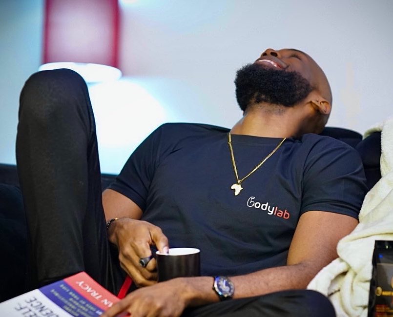 theemmanuelumoh's tweet image. Caption this... 🤭😅 #EmmanuelUmoh #bodylabwears #boldmeseries