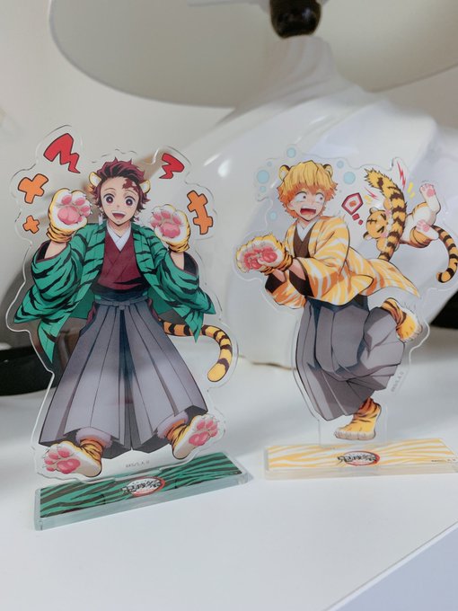 一か八かでポチってためつ祭の寅年アクスタ出てめちゃくちゃうれし 
