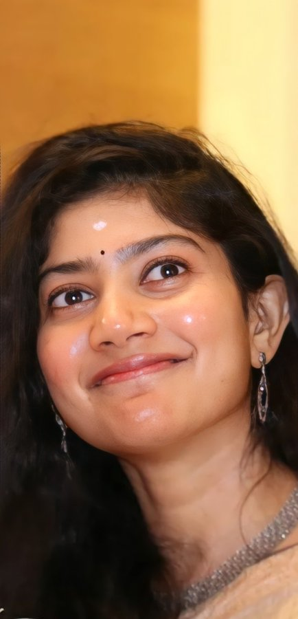 BrindaHere's tweet photo. #GargiFromJuly15 | #Gargi | #AishwaryaLekshmi @2D_ENTPVTLTD | @Sai_Pallavi92 | @SakthiFilmFctry @kaaliactor | @prgautham83 | #25thAug | #SaiPallavi #GargiTrailer https://t.co/e61szrb6pA