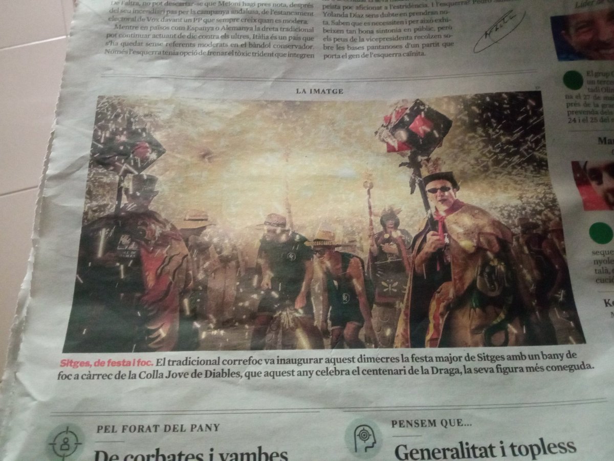 ManelCarbonell's tweet photo. Ni és un correfoc, ni és la Colla Jove de Diables, ni és la Draga. 0 de 3, @LaVanguardia. https://t.co/STfN28j5vb