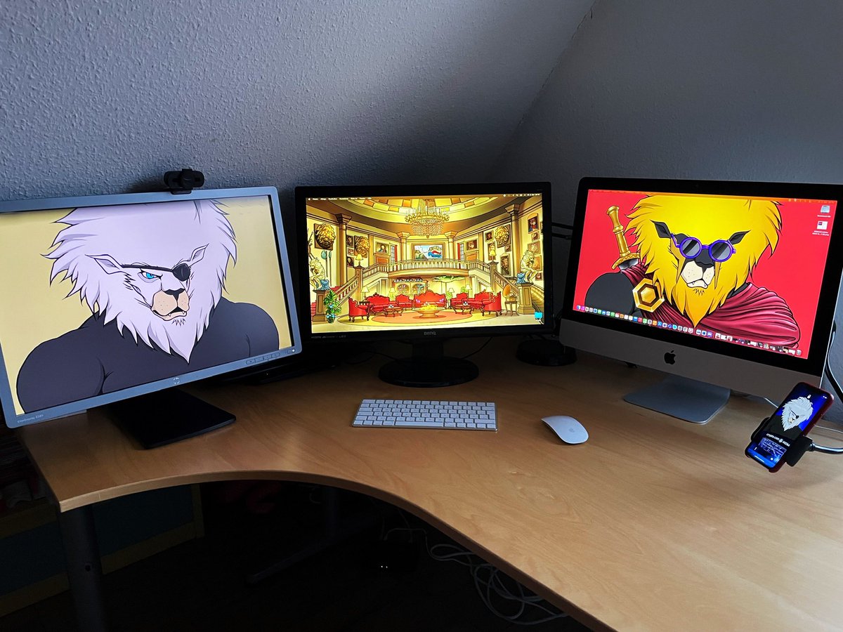 _silverstar88_'s tweet photo. @LoadedLions_CDC @OlyaLioness @typecro21 Cool workspace @typecro21 😍
My desktop looks boring compared to yours 😀😀😀

#LoadedLions #CyberCubs #crofam #fftb #cro #typecro #cronos #nft #nftcommunity #cryptocomnft #cryptocom https://t.co/EfyMDNVh2Y