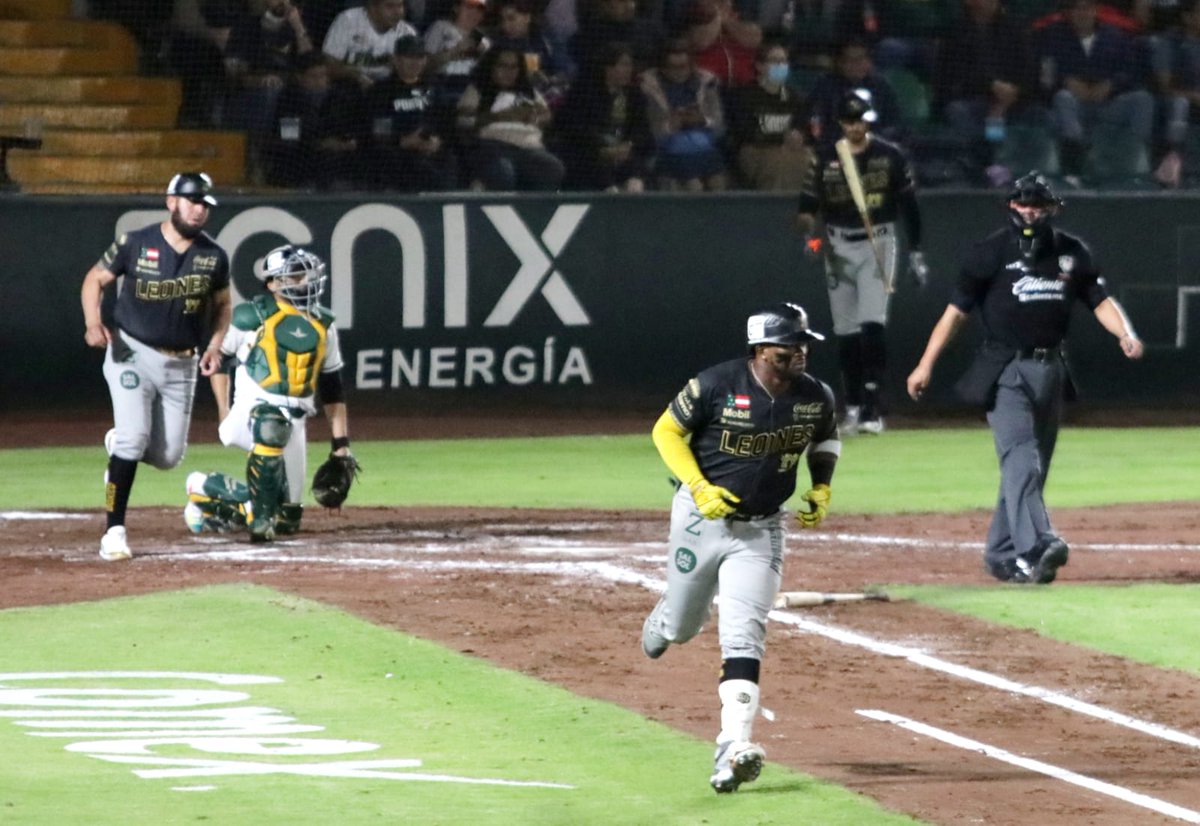 Yucatán vence 20-17 a <a href="/Pericos_Oficial/">Pericos de Puebla</a> y se lleva la serie en seis juegos. Con ello, Yucatán enfrentará a Tigres y Pericos a Diablos en las semifinales del Sur.

Vía: <a href="/Herus26/">JLHU</a>