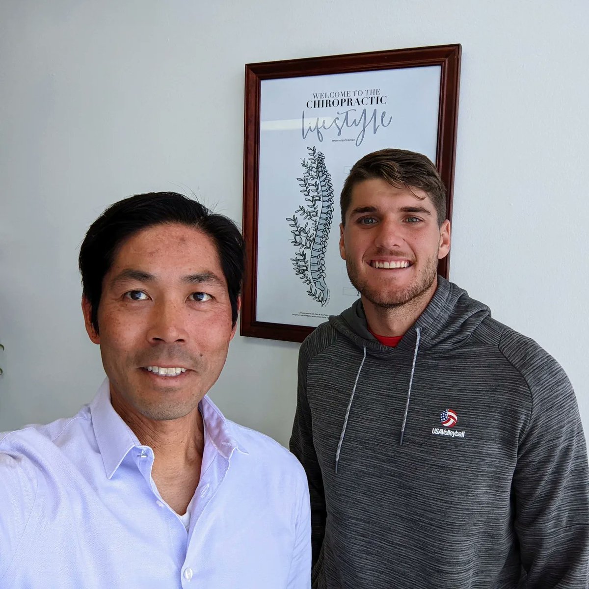 southbaychiro's tweet photo. Thanks @evcory13 for dropping by our office &amp; allowing us to help you prepare for battle 💪 this weekend

#EvanCory #ManhattanBeachOpen #ProBeachVolleyball #BeachVolleyball #Volleyball #AVP #SouthBayChiro #Chiropractic #Chiropractor #Health #Torrance #ManhattanBeach https://t.co/wb8jwkJRze