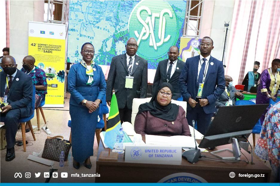 mfa_tanzania's tweet photo. The President @SuluhuSamia on 17/08/2022 led the delegation of URT at the 42nd Ordinary Summit of SADC Heads of State and Government in Kinshasa DRC https://t.co/GwbjdTJtdb