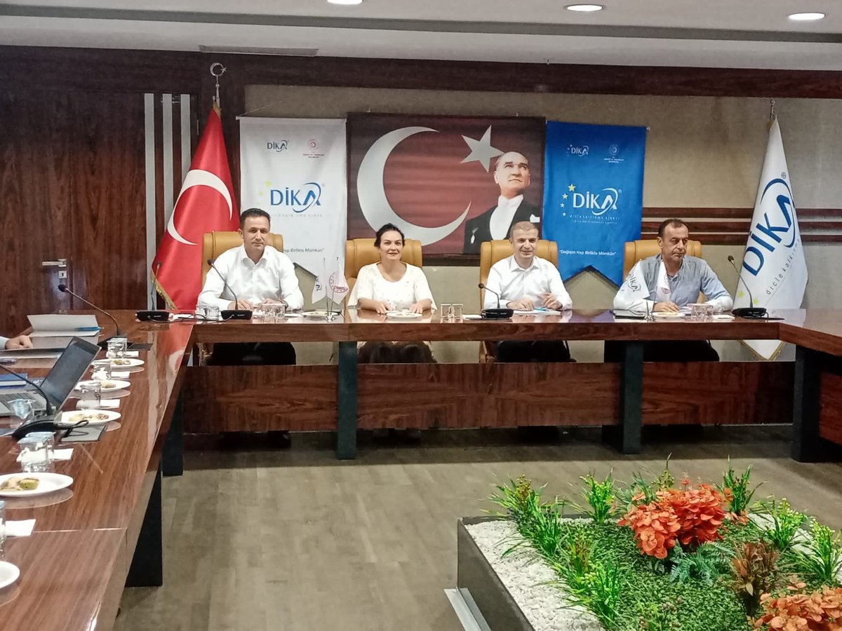 Ömer ÖZER tweet media
