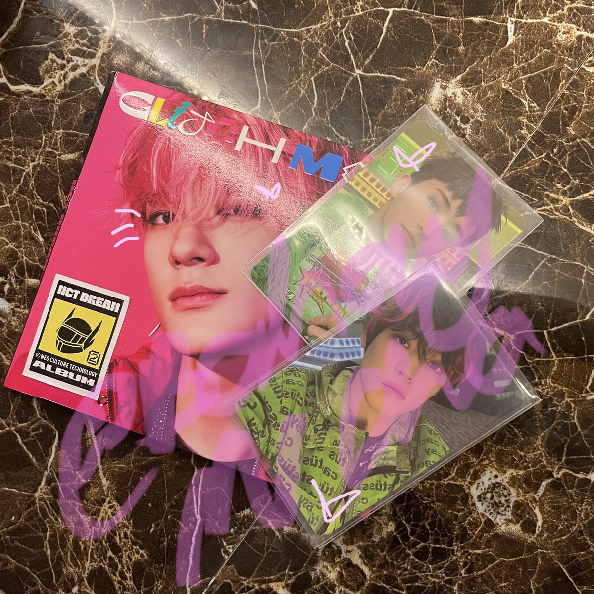BahayNiChucha's tweet photo. wts lfb ph only

glitch mode digipack set - ₱660 + optional pf + lsf
jeno cover (unsealed)
mark and chenle pc

payo (prio) / 3 days reservation with non-refundable ₱100 dp

pay today, can ship tomorrow! https://t.co/t8IWLwu1eA
