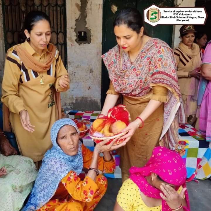 RajeevInsa14's tweet photo. @yourdreamup #OldAgeCare
Saint Gurmeet Ram  Rahim Ji https://t.co/Cja1FqnSq9